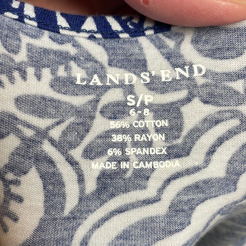 LandsāĀ EndāTankāTop,āNavyāBlueāPrint,āSmall - Picture 4 of 5